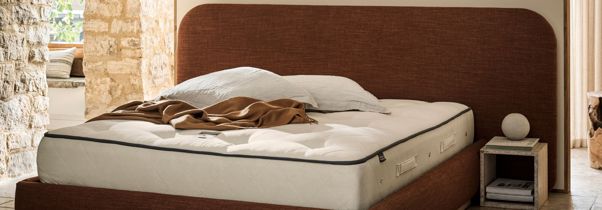 What is the most popular bed size in the UK?