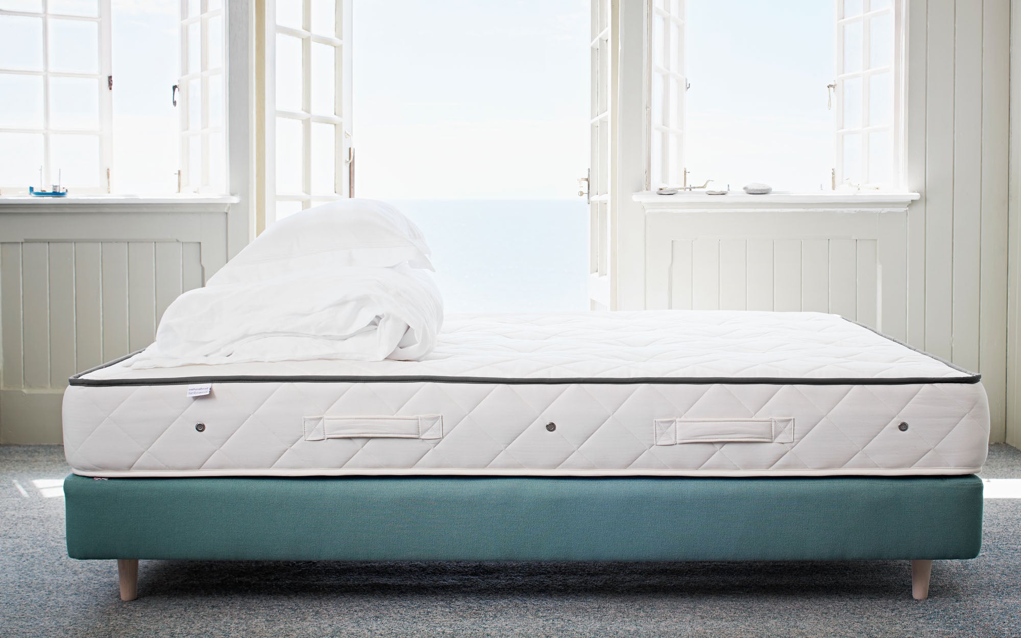 Natural Latex vs Memory Foam Mattresses: Which Is Better?
