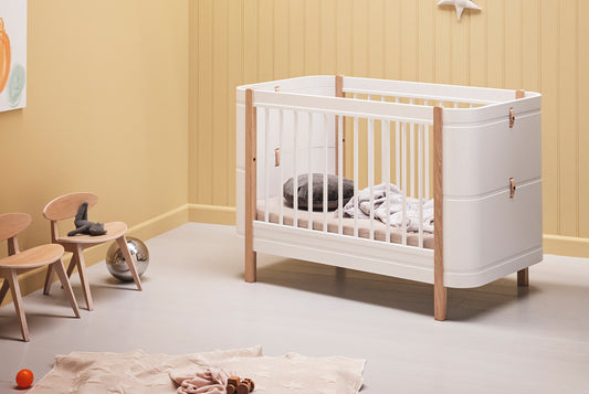Oliver Furniture Wood Mini+ Cot