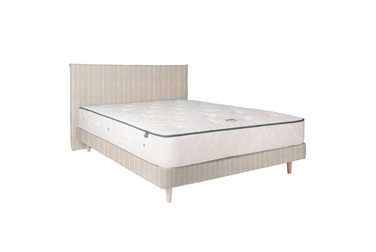 The Low Prideaux Bed | Bouclé - Stripe