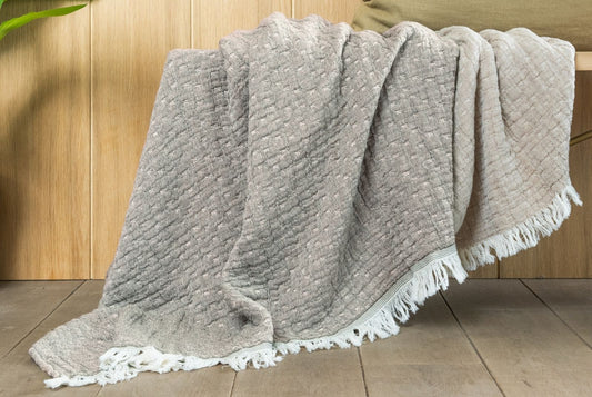 The Crinkle Throw