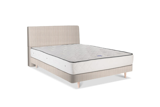 The Stella Bed | Bouclé - Stripe