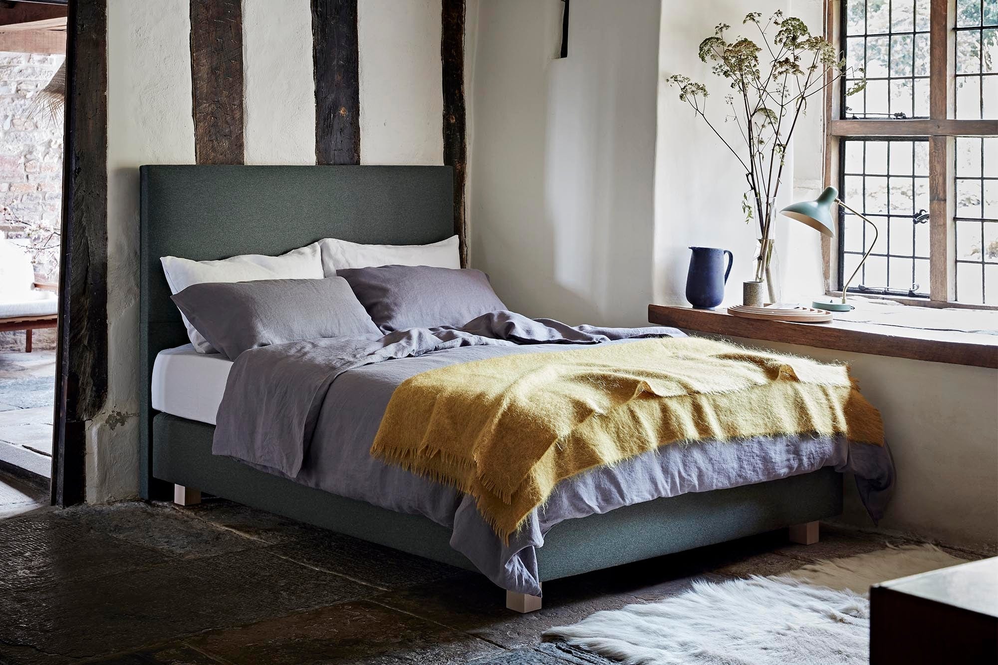Lanyard Bed