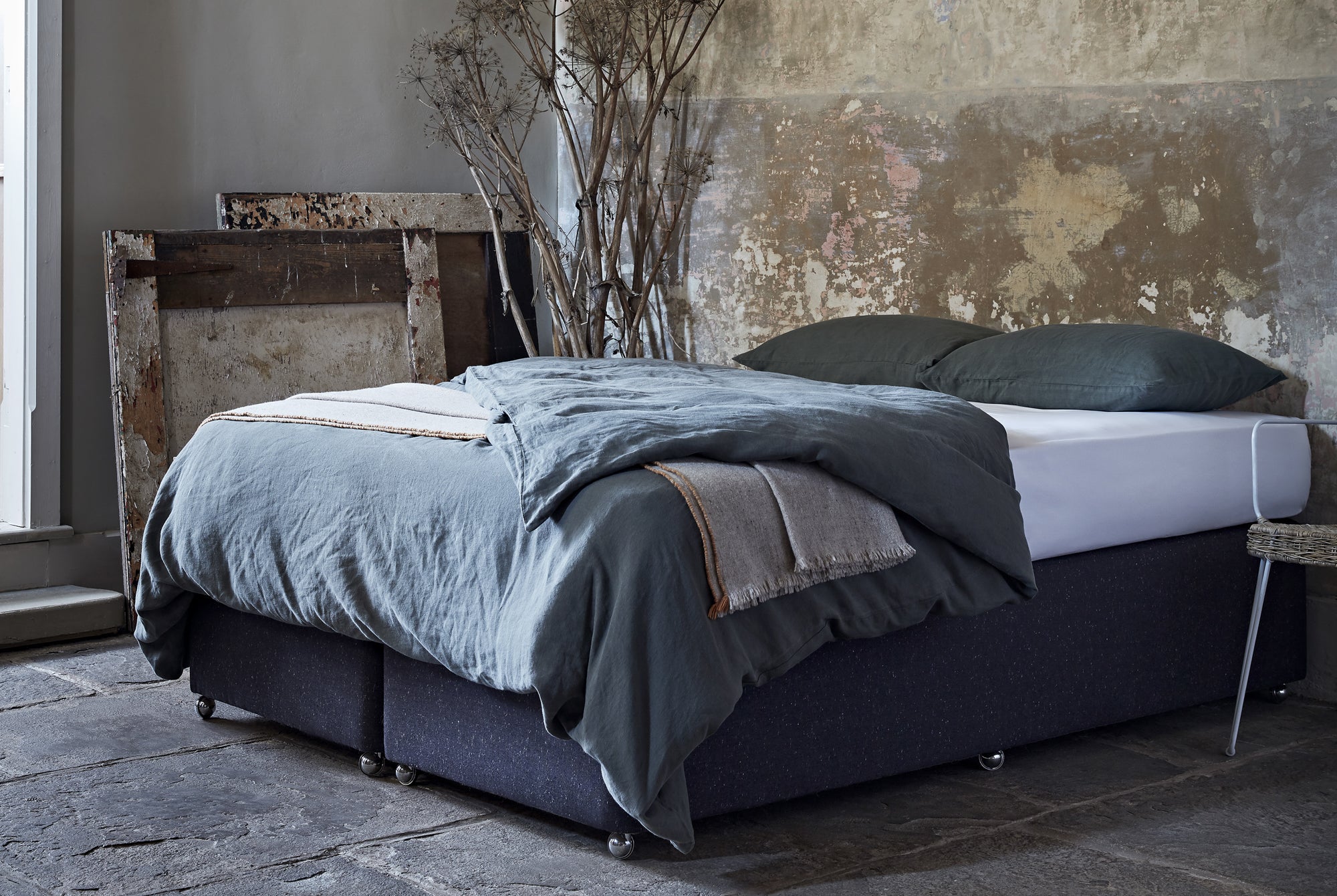 Coco Bed Base