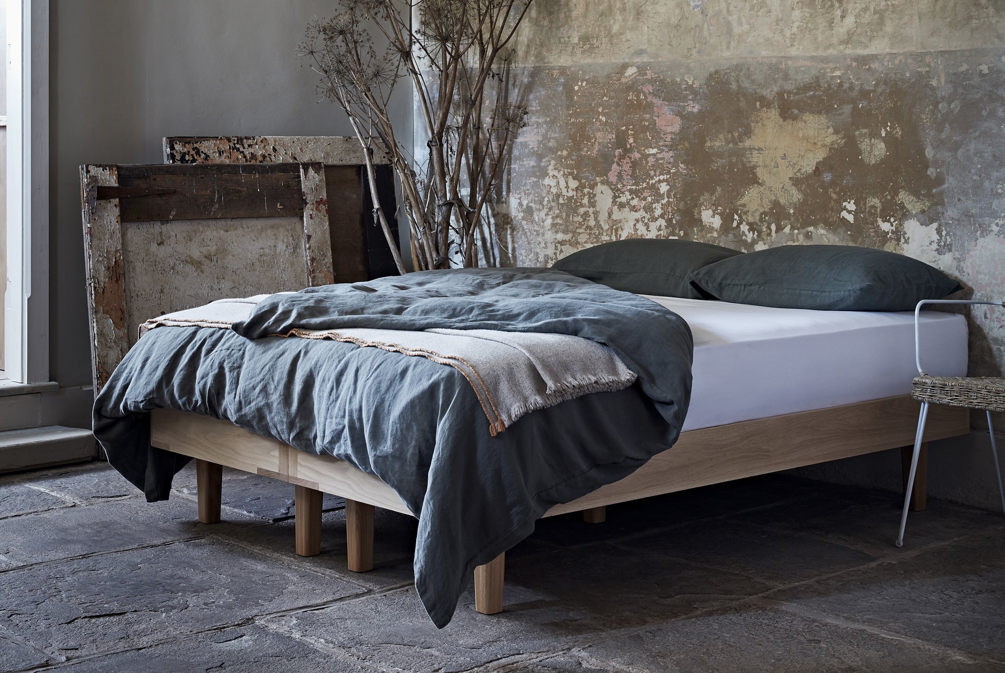 Torrington Bed Base